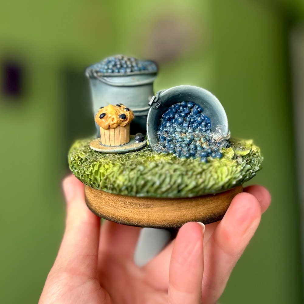 VTG Rustic Blueberries & Muffin Cottagecore Textured Farmhouse 3D Accent Decor
